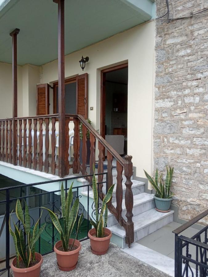 Small Town Apartment Κόνιτσα Εξωτερικό φωτογραφία